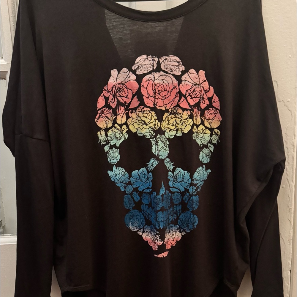 CHASER black cotton floral skull long sleeved top. NWT